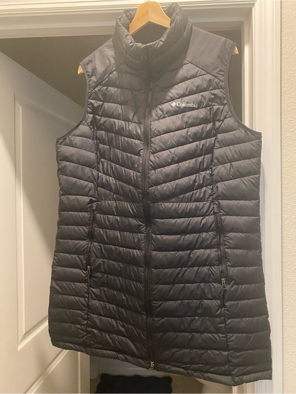 Women’s Columbia vest xlrg